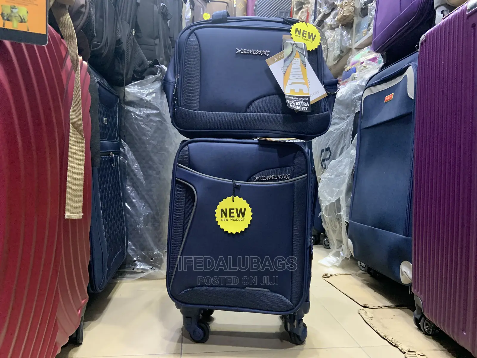 Mini Size Leaves King Traveling Box With Carry on Kit