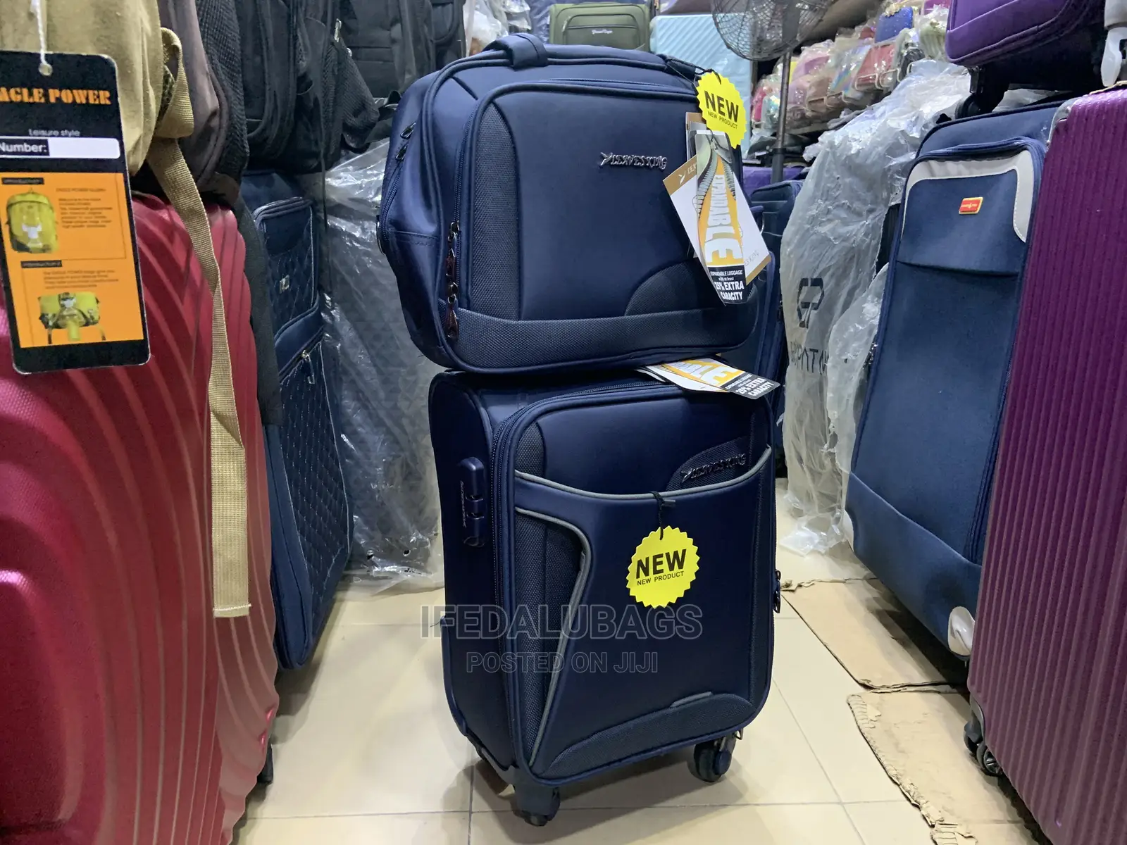 Mini Size Leaves King Traveling Box With Carry on Kit
