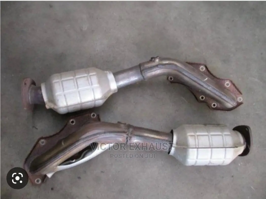 Engine Catalytic Converter Lexus Is250