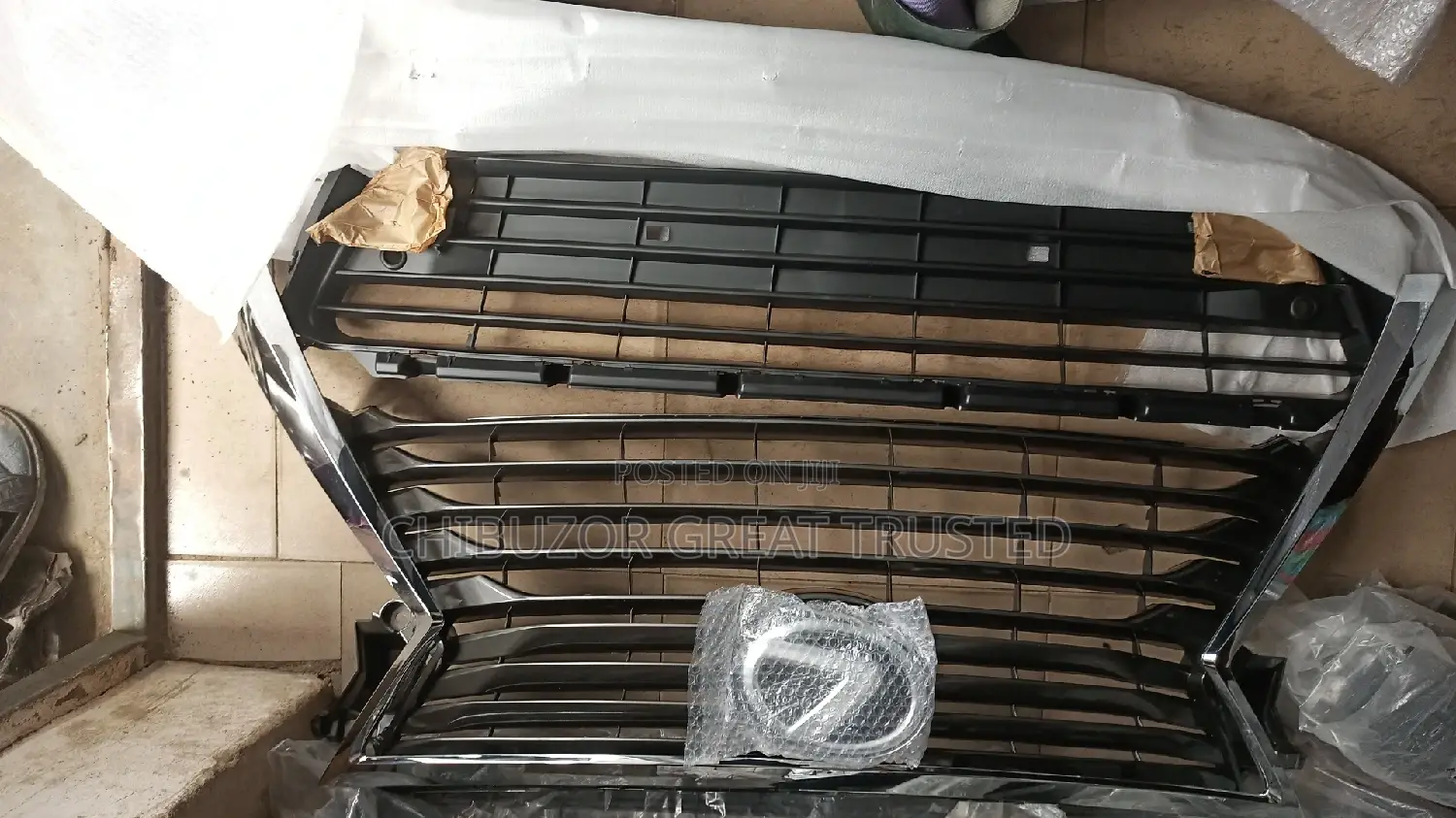 Complete Front Grill for Rx 350 2018 Direct