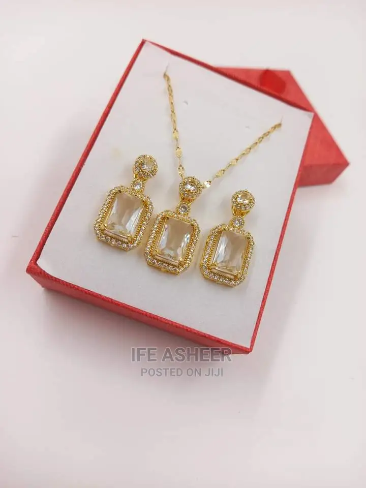 Ladies Set of Jewelry - Earrings, Pendant and Earrings