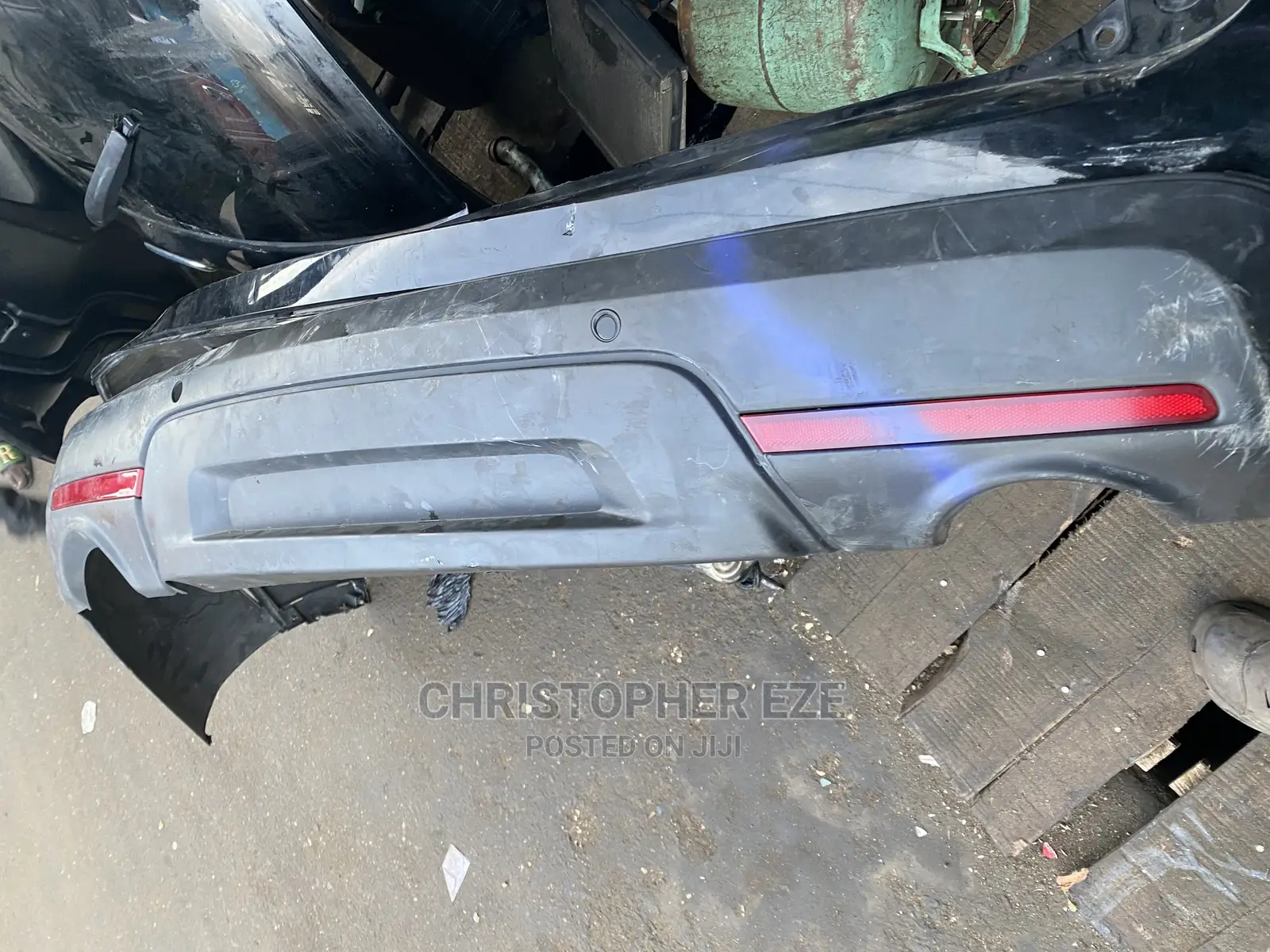 Ford Explorer Back Bumper 2011 2012 2013 2014 2015