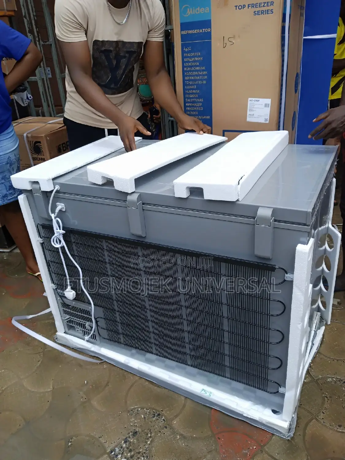 Midea Quality Freezer HS-377CN,300liters