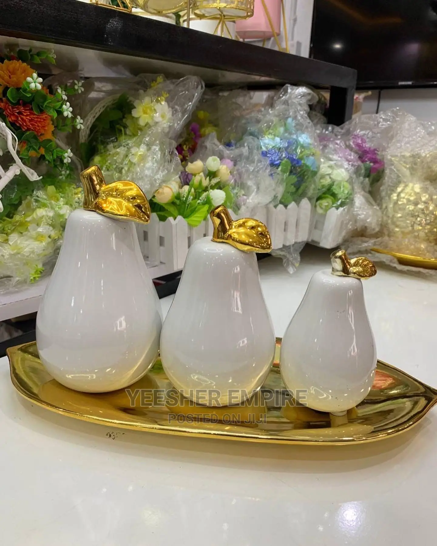 Luxury Pear Shaped Center Pieces