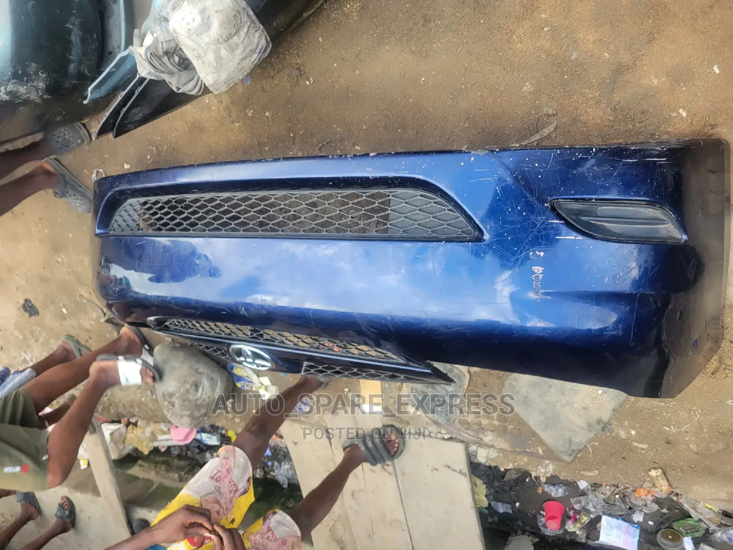 Sienna 2006 Bumper