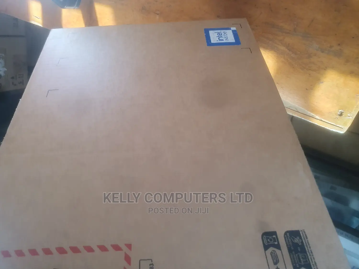 New Laptop HP 15-dy1031wm 8GB Intel Core i5 SSD 512GB
