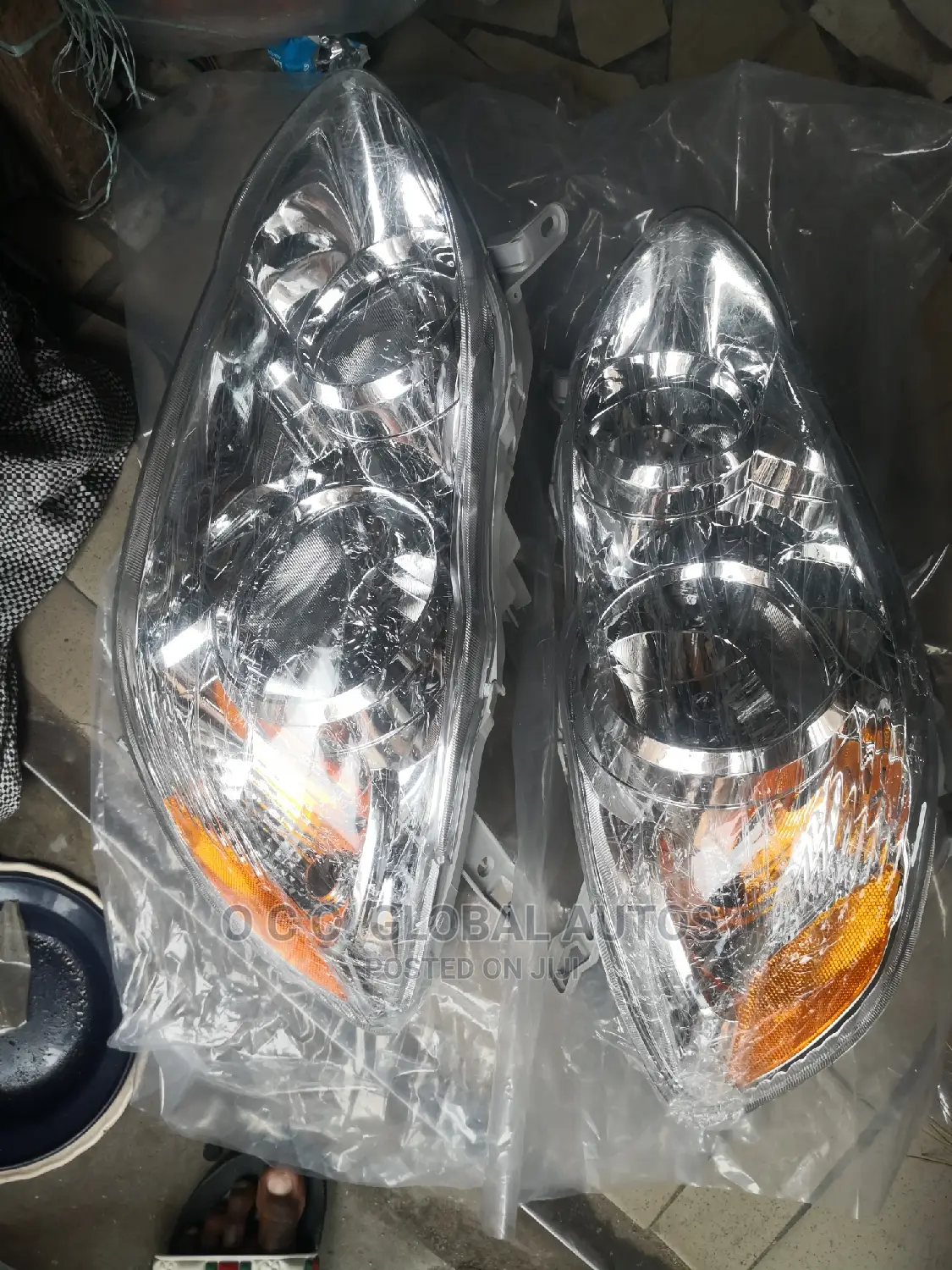 Headlamp Corolla 2005