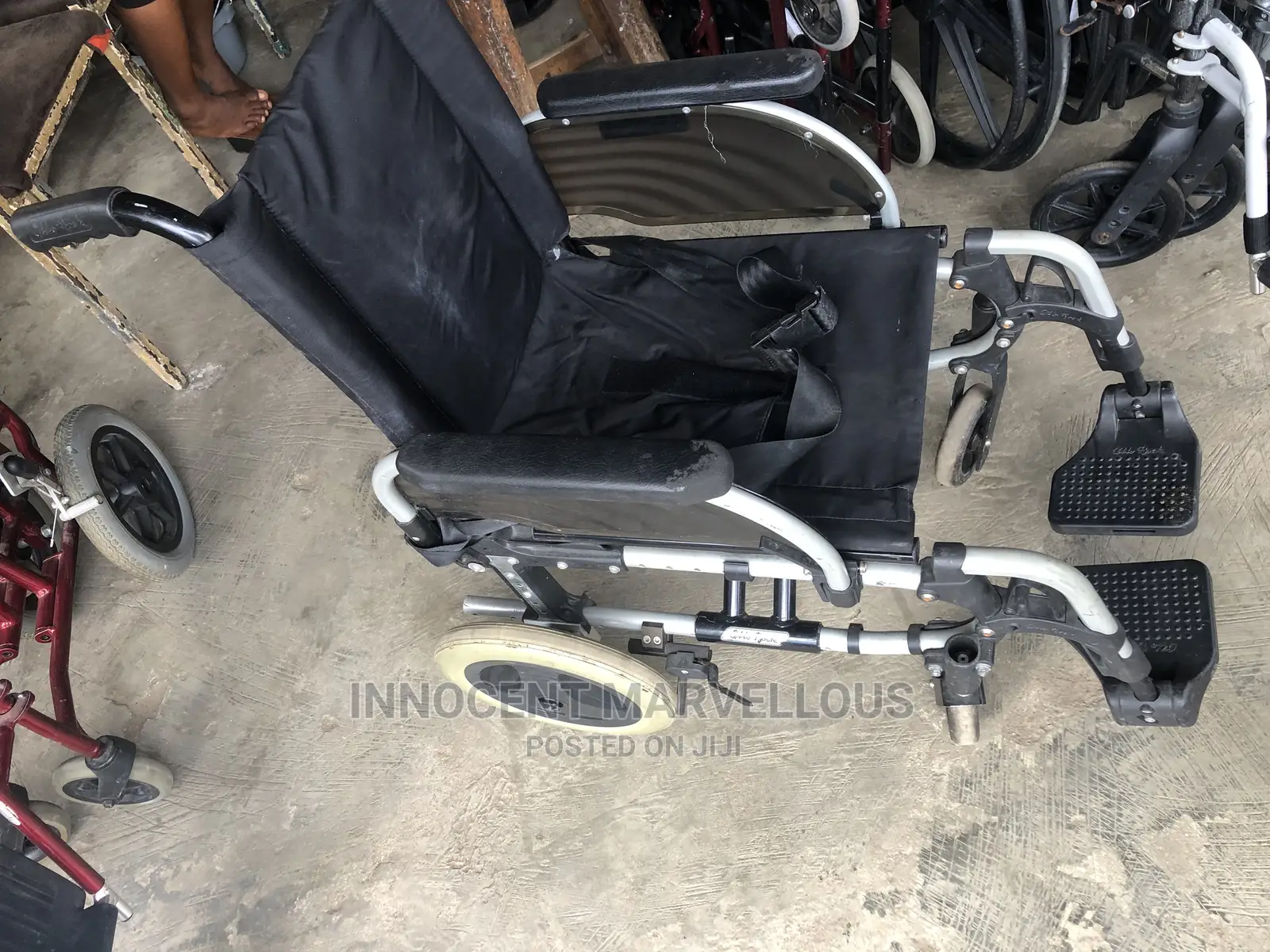 Medical Pushing Wheelchair