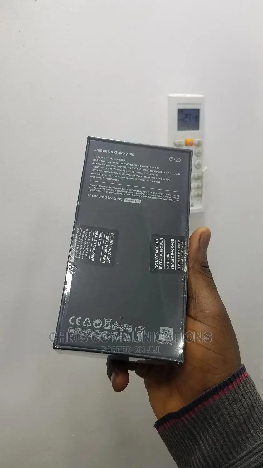 New Samsung Galaxy S10 128 GB Black