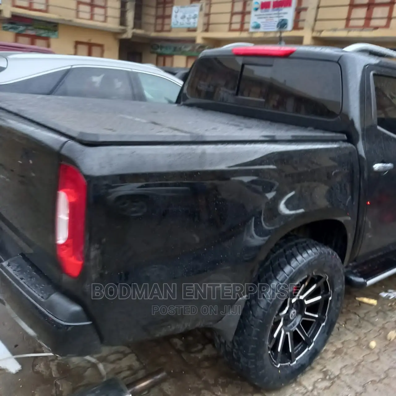 Boot Cover Fiber Folding for Mercedes Pickup Truck =*