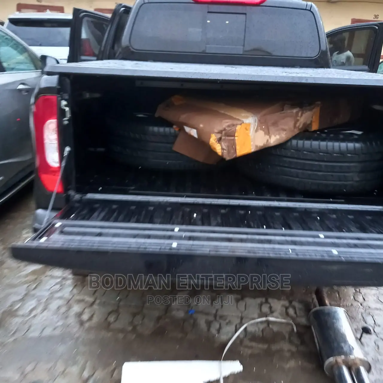 Boot Cover Fiber Folding for Mercedes Pickup Truck =*
