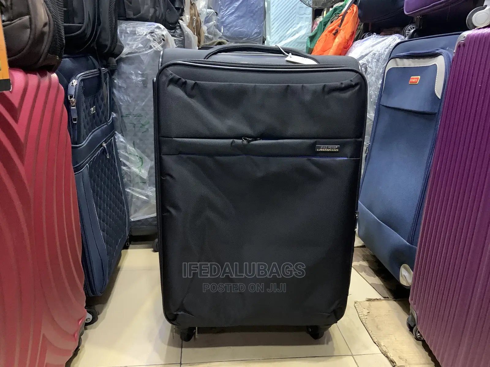 Medium Size Quality Imported Light Weight Traveling Box