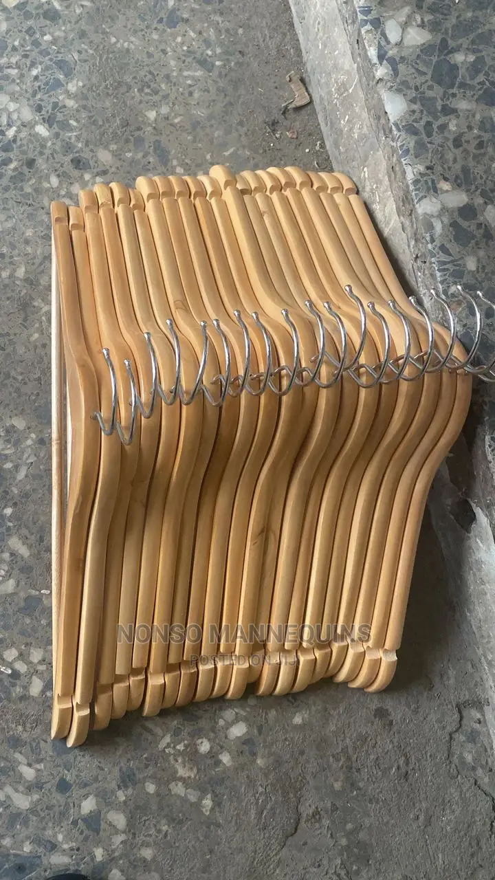 Wooden Hangers 4 Clothes