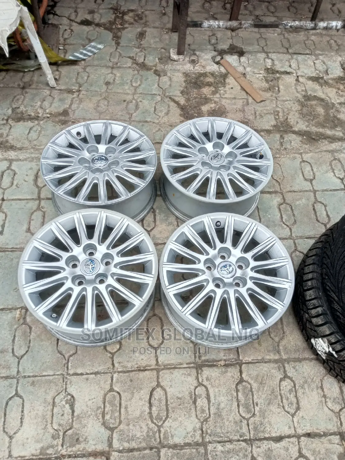16inch Alloyed Rims Camry!