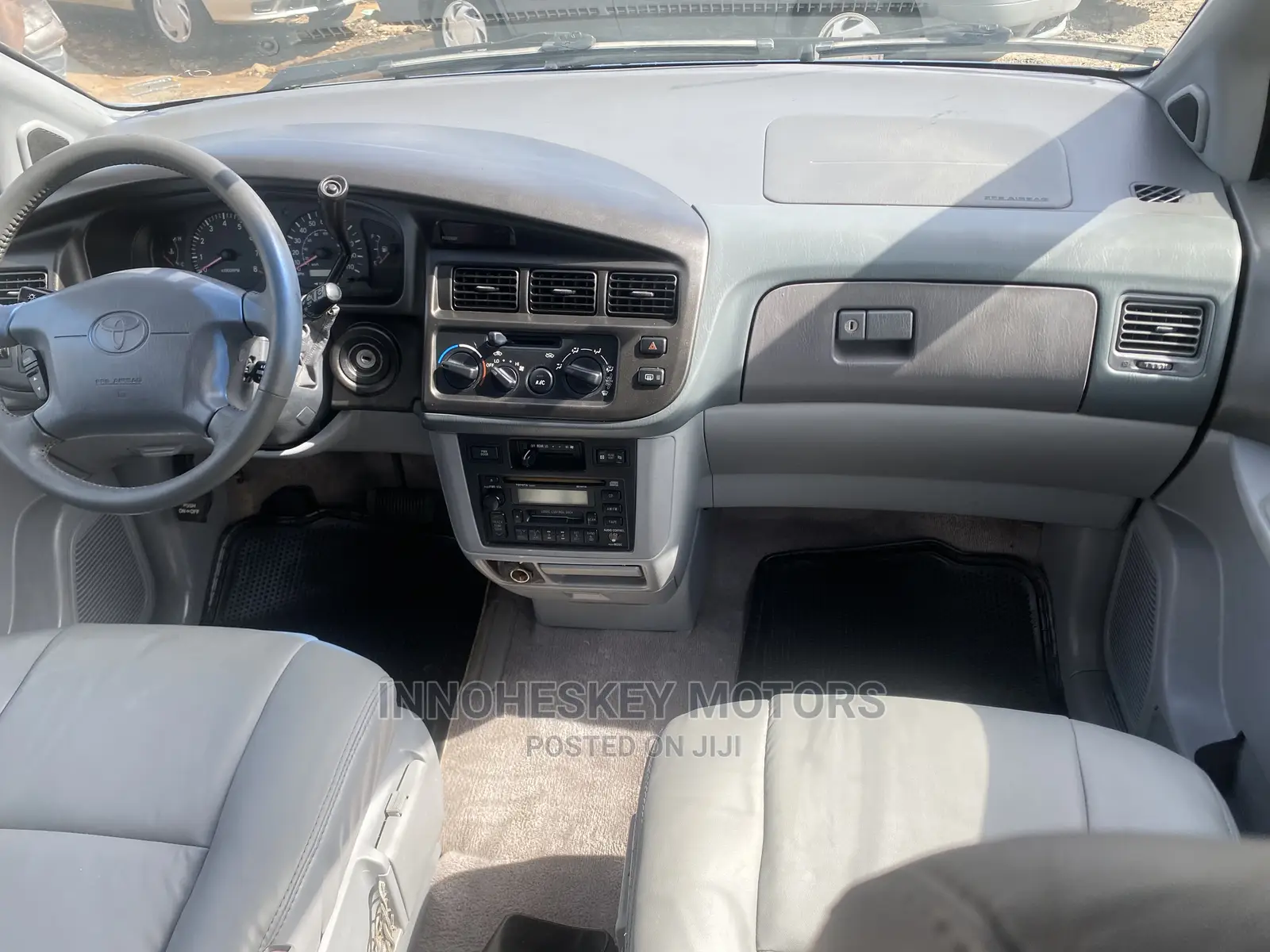 Toyota Sienna XLE & 1 hatch 2000 Blue