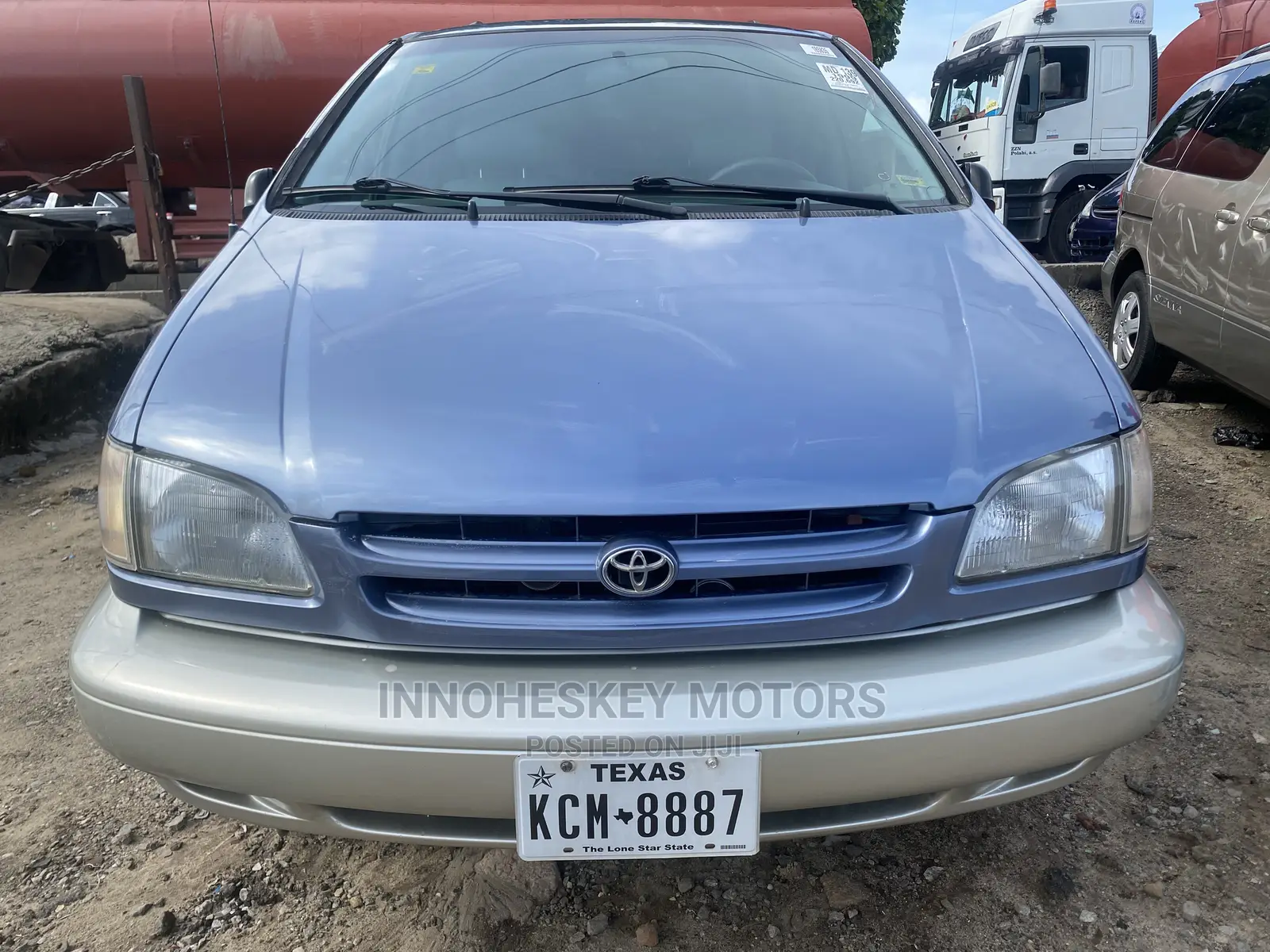 Toyota Sienna XLE & 1 hatch 2000 Blue