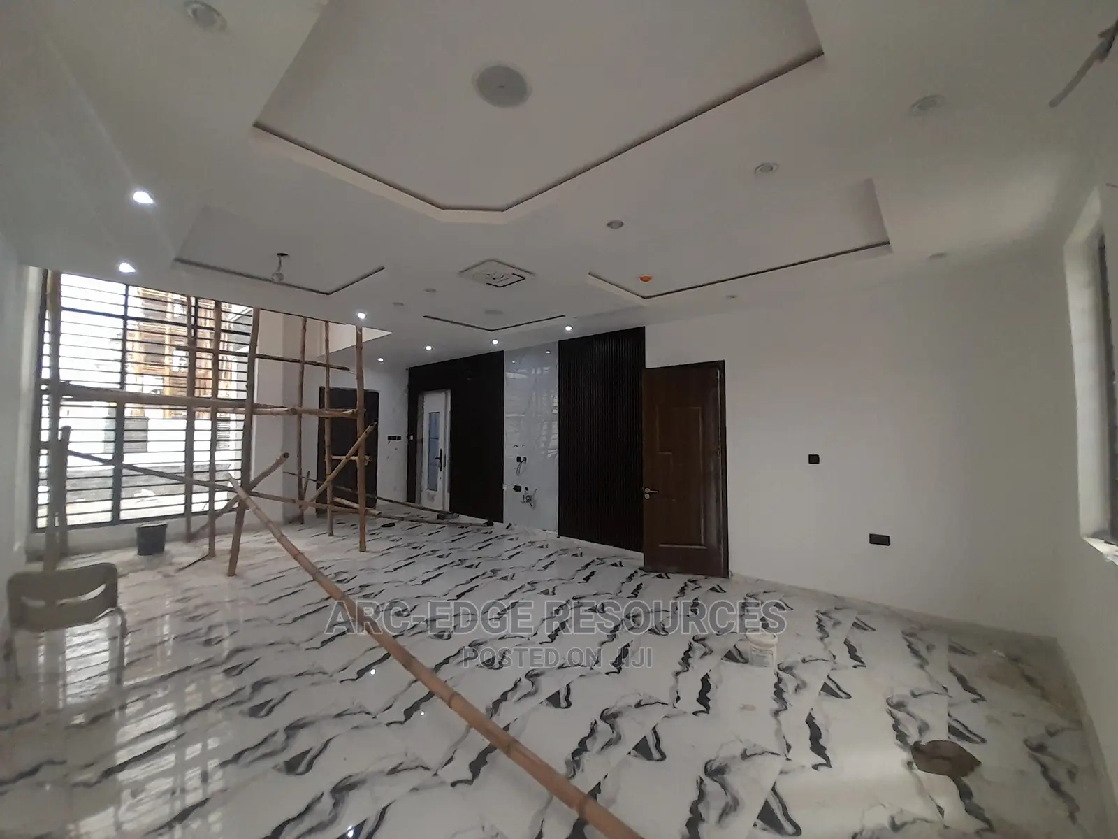 4bdrm Duplex in Ago Palace for sale