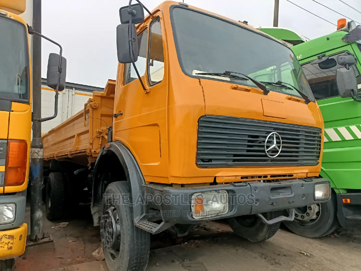 Mercedes Benz Tipper Flat Bed Six Tyres