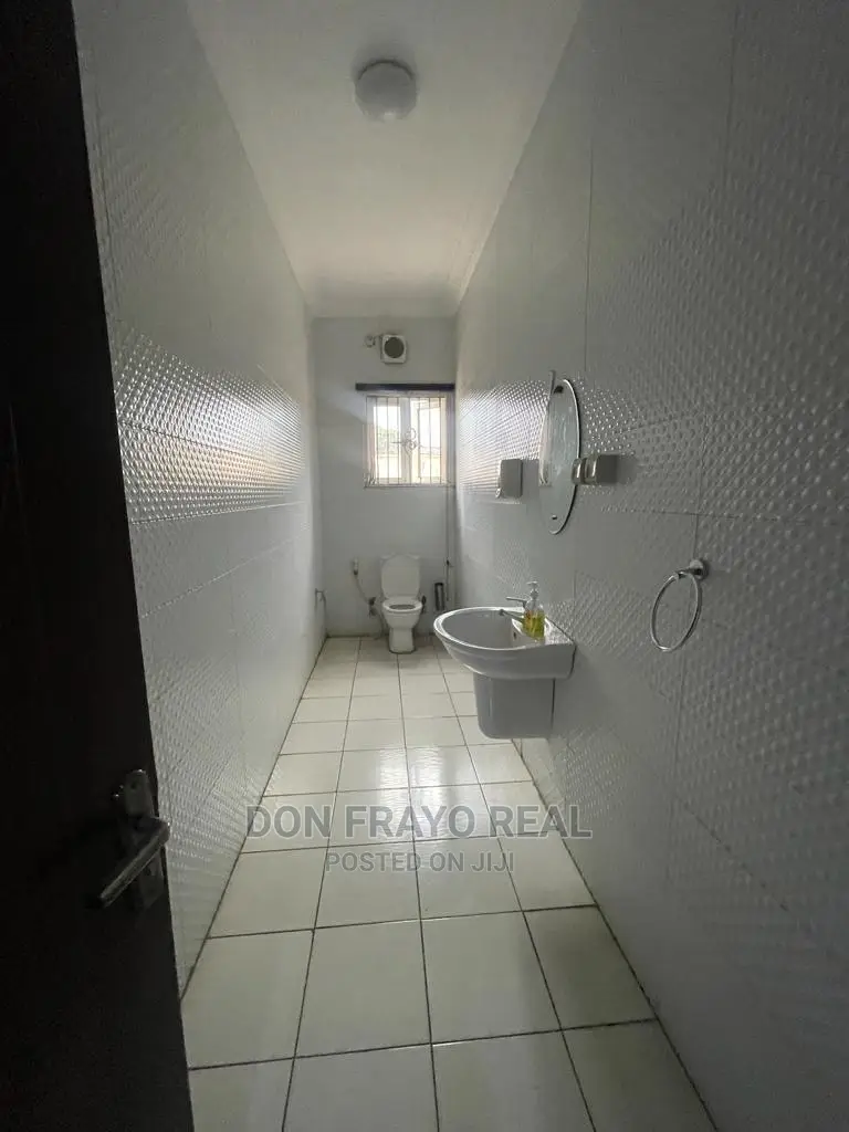 6 Bedrooms Duplex With Swimming Pool Short Let at Old Bodija Estate