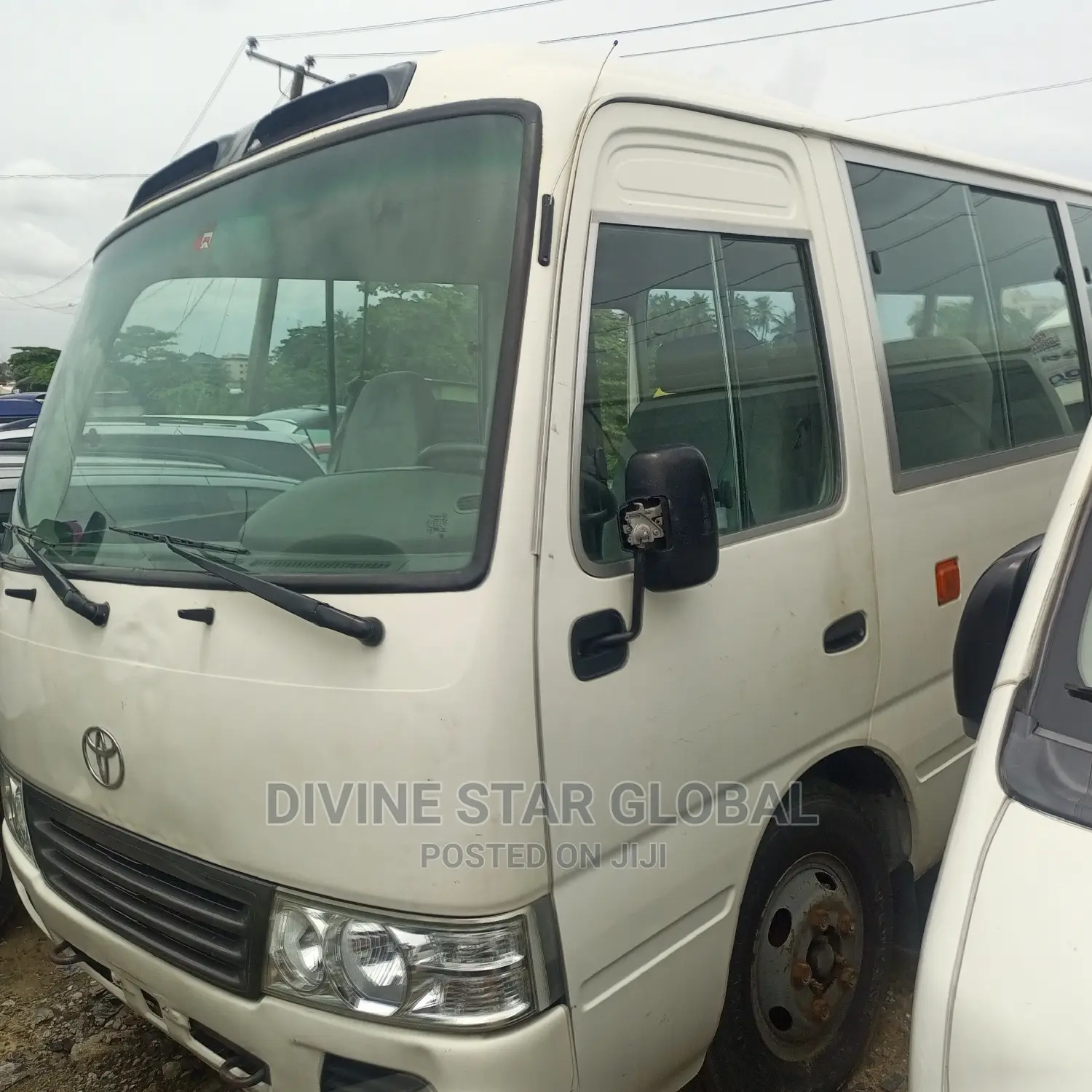 Toyota Coaster 2015 Silver