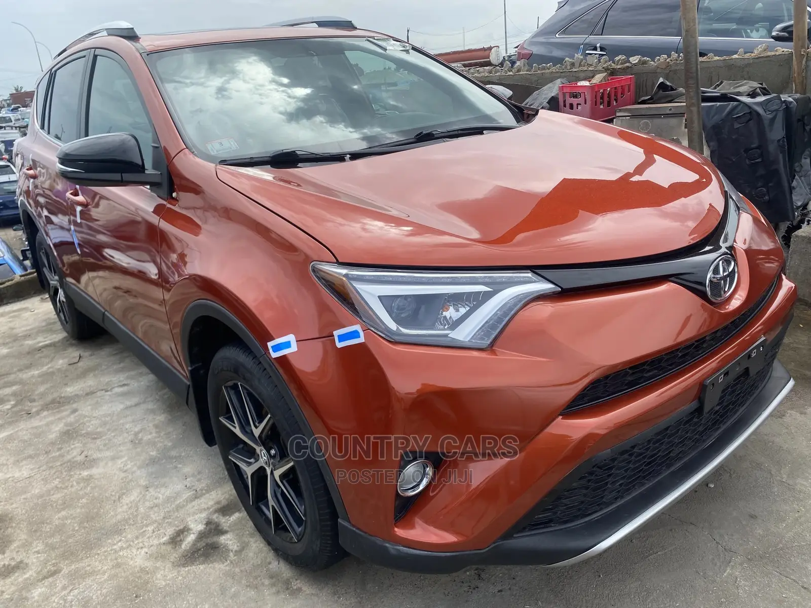 Toyota RAV4 2016 Orange