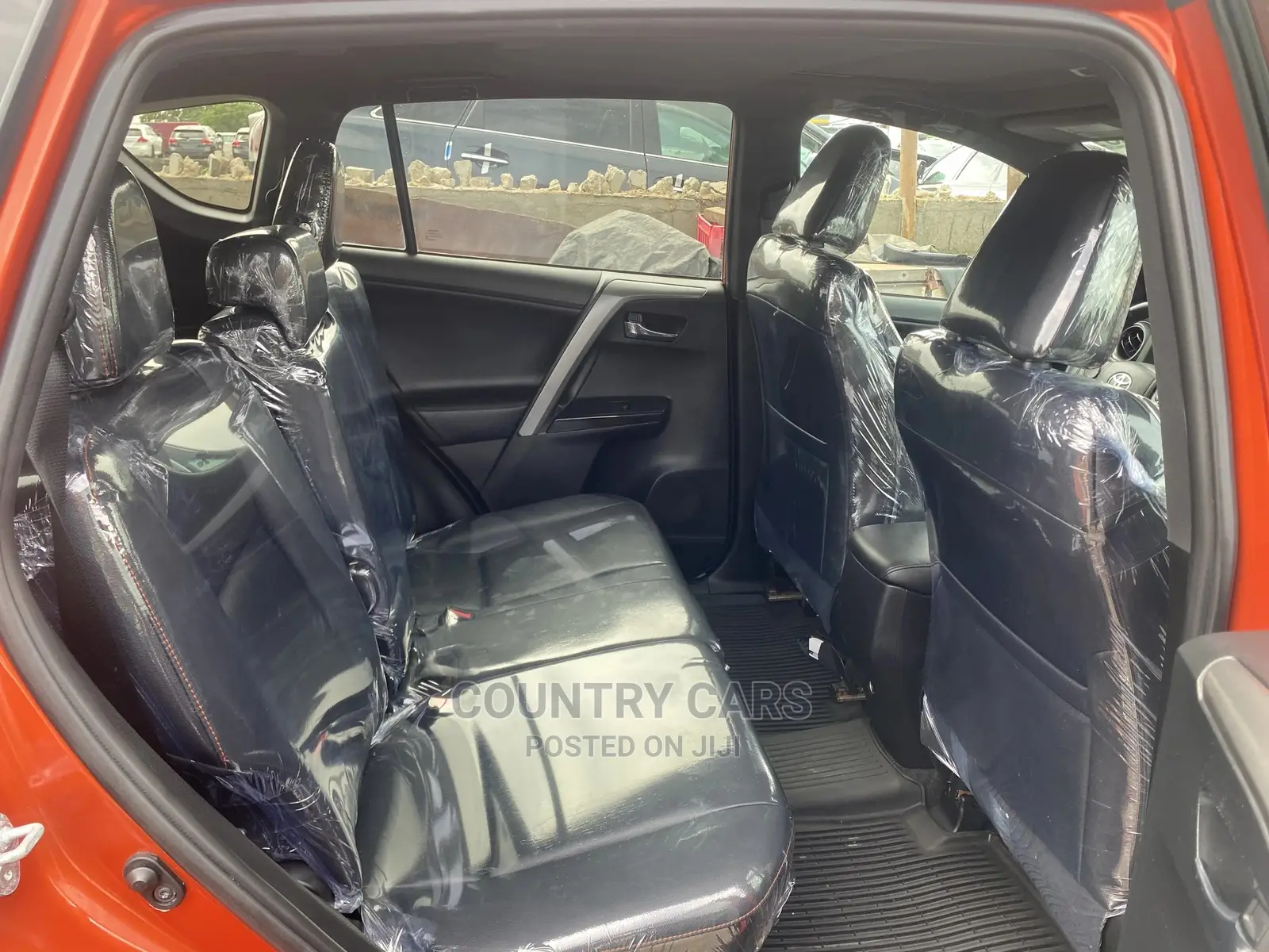 Toyota RAV4 2016 Orange