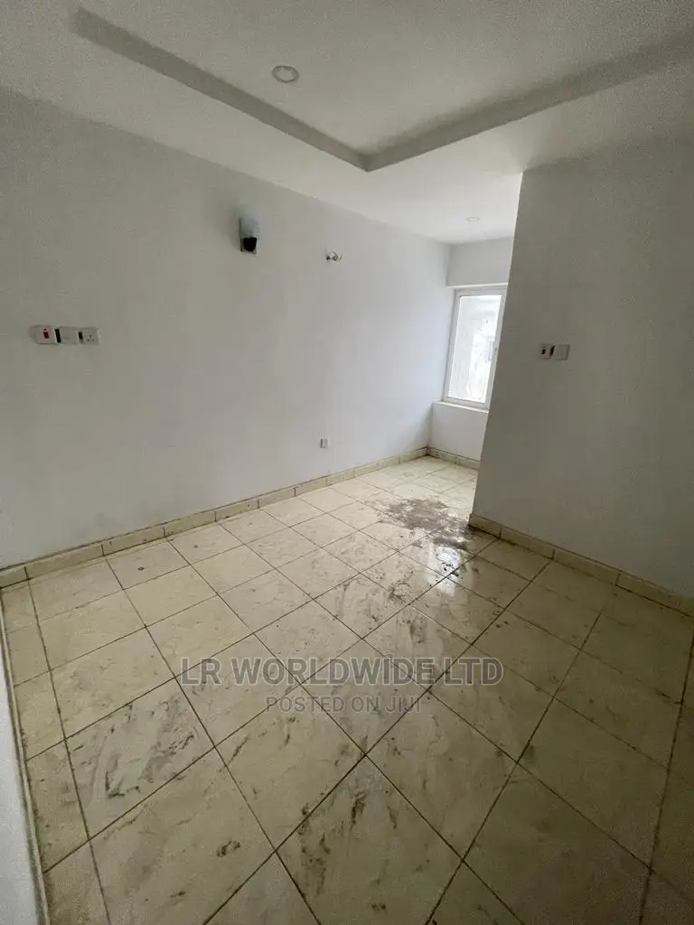 4bdrm Townhouse/Terrace in Dakibiyu for Sale