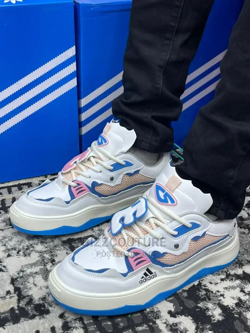 Original ADIDAS Ease Chunky Sneakers Low Available in Store