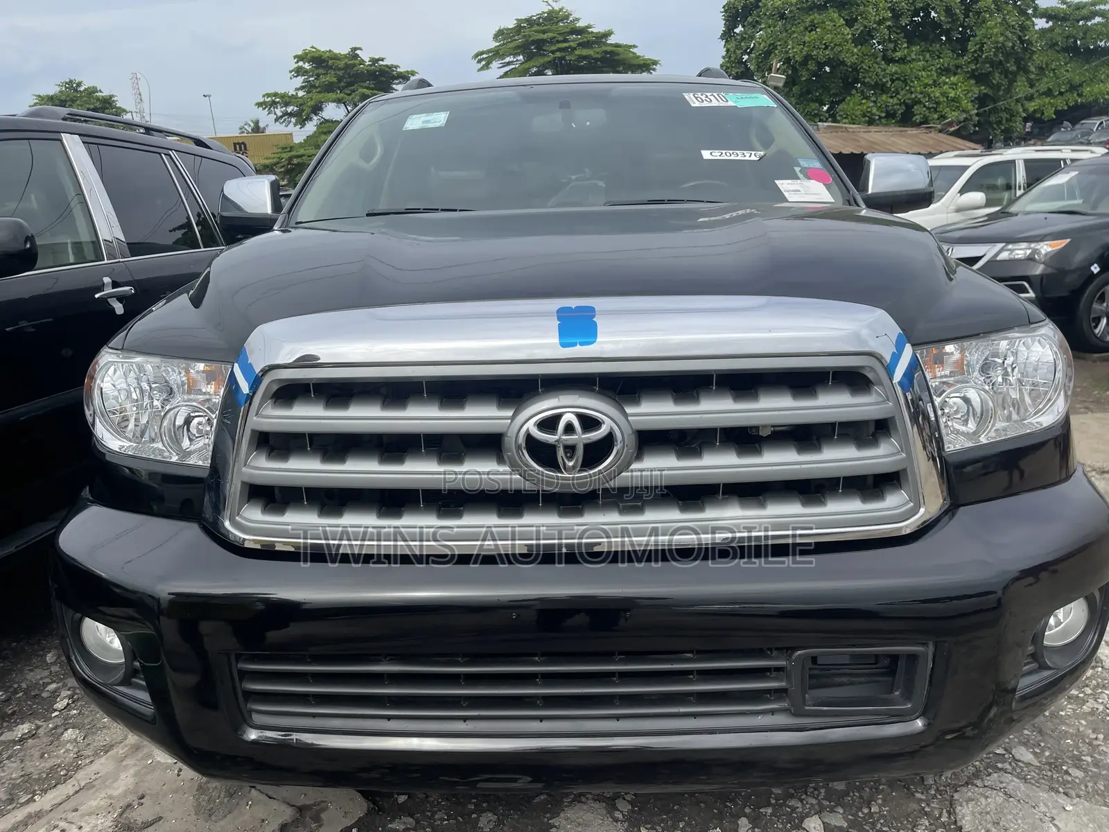 Toyota Sequoia 2015 Black