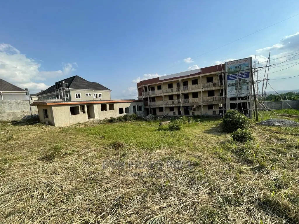 12 Units Apartment on 1241 SQM Landsize for Sale at Idishin Jericho