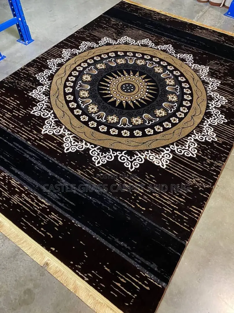 Luxury Living Room Designed Super Soft Royal Center Rug.