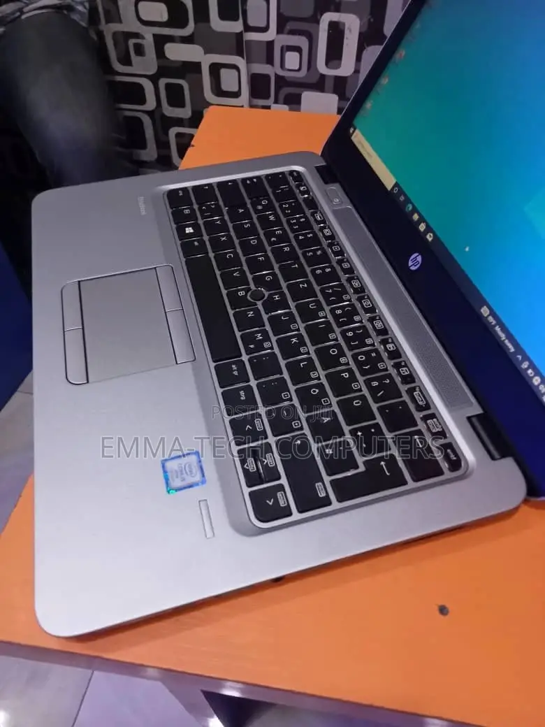 Laptop HP EliteBook 840 G3 8GB Intel Core i5 SSD 250GB