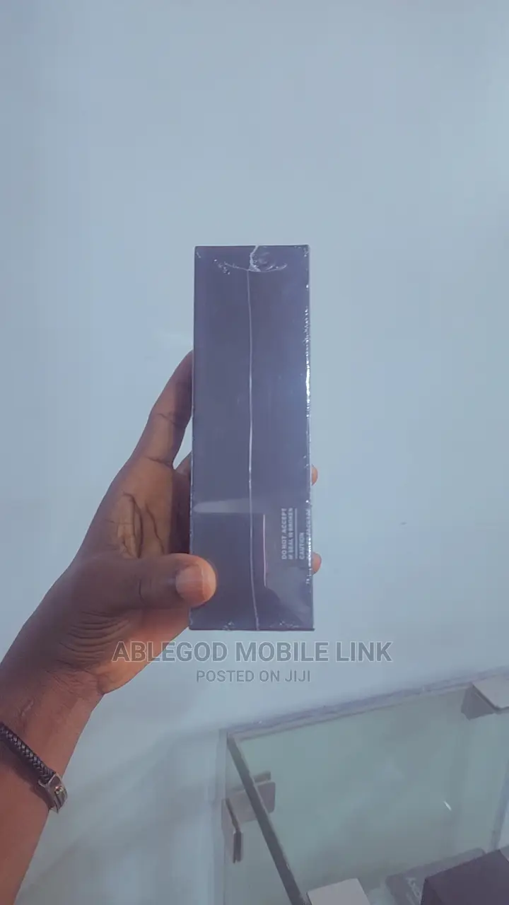 New Samsung Galaxy S10 Plus 128 GB Black