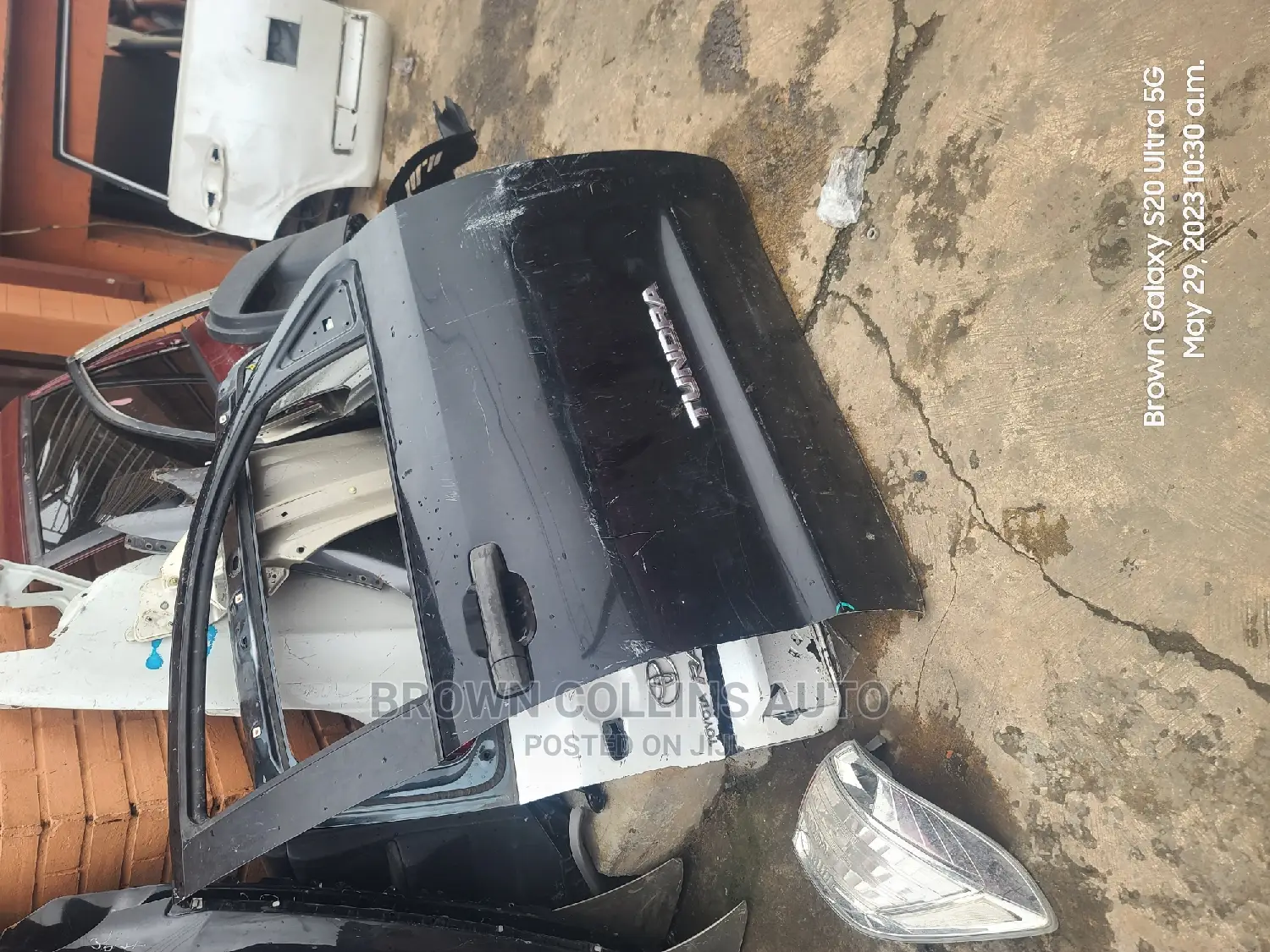 Front Right Door Toyota Tundra 2007-2013