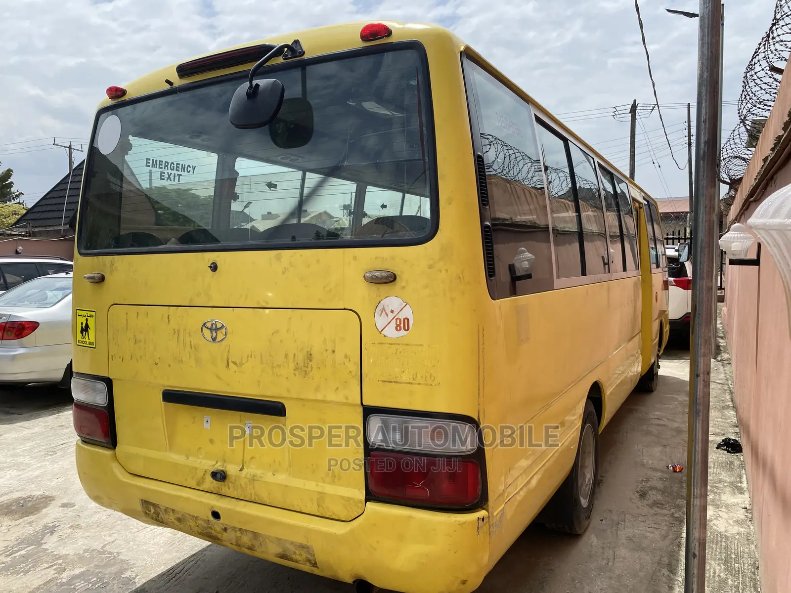 Toyota Coaster 2017 Yellow