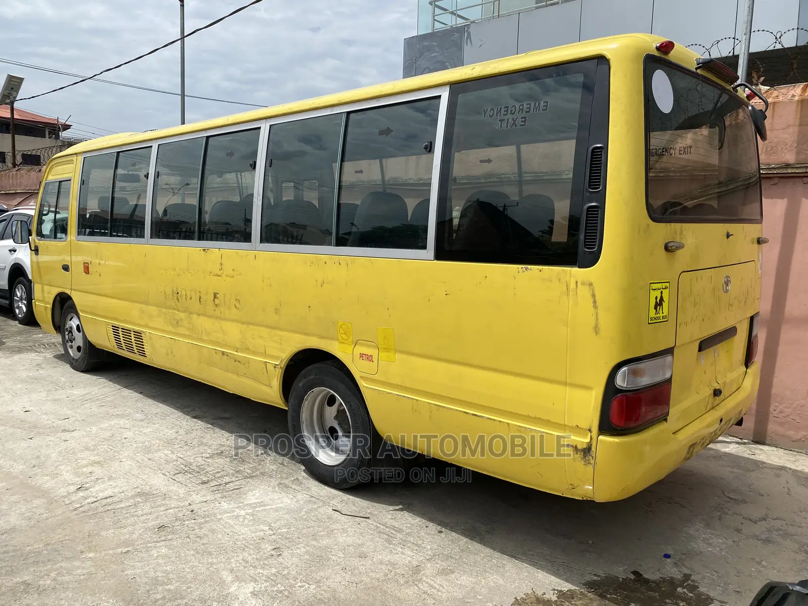 Toyota Coaster 2017 Yellow