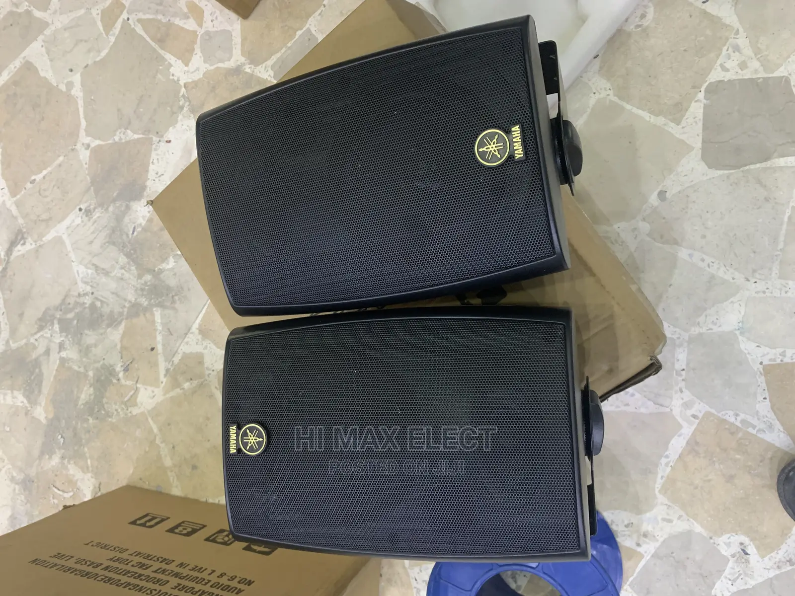 Yamaha Hanging Speaker