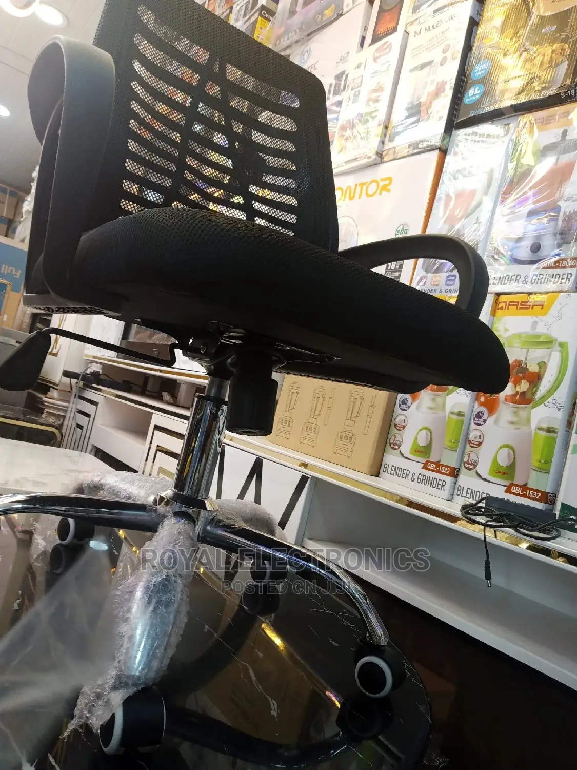Very New Rolling Net Swivel Office Chair
