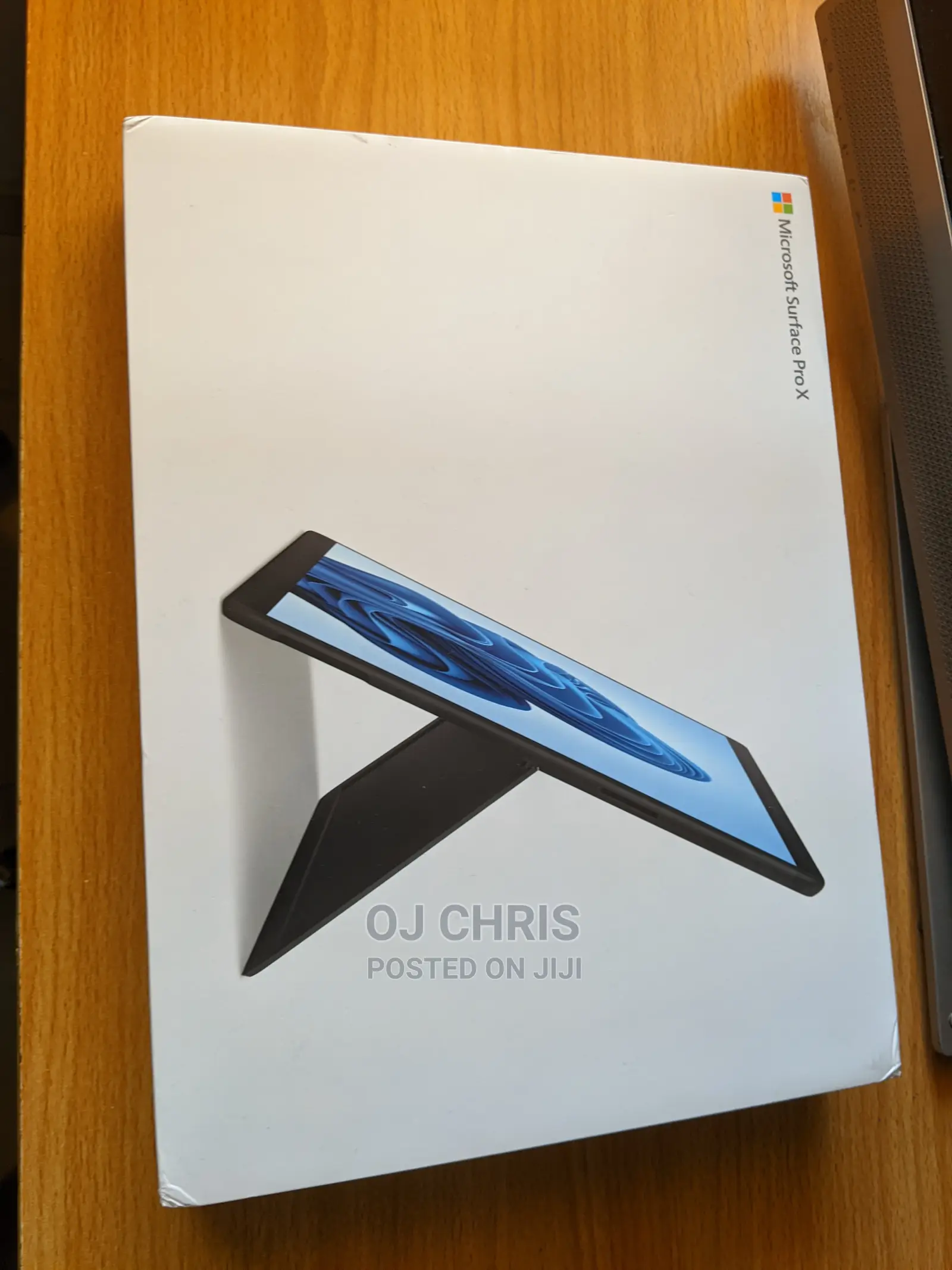 New Laptop Microsoft Surface Pro X 16GB Intel Core i7 SSD 256GB
