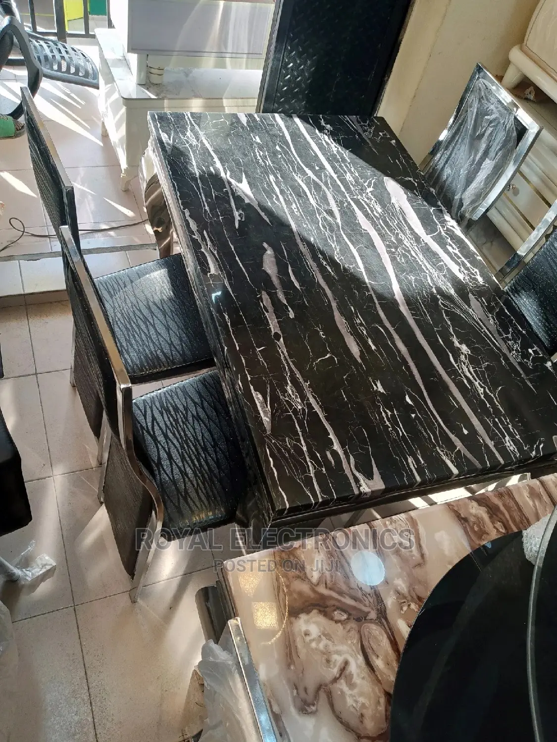 Very New 4 Chairs Modern Marble Top Dining Sets