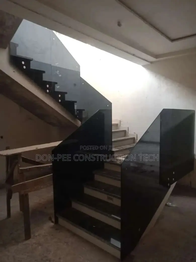Frameless Glass Handrail