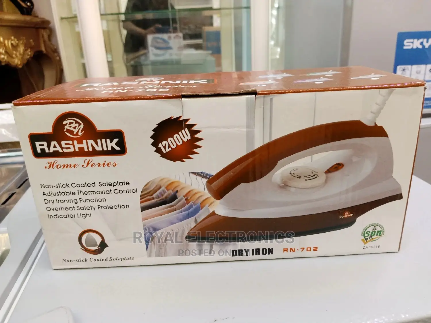 Brand New Rashnik RN-702 Dry Iron 1200W