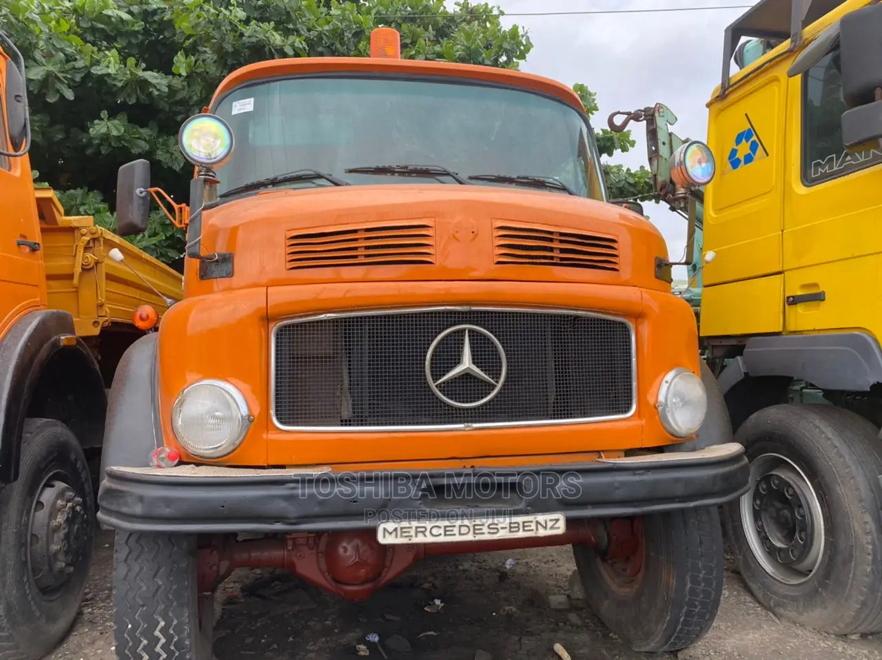 Mercedes Benz 911 Tipper