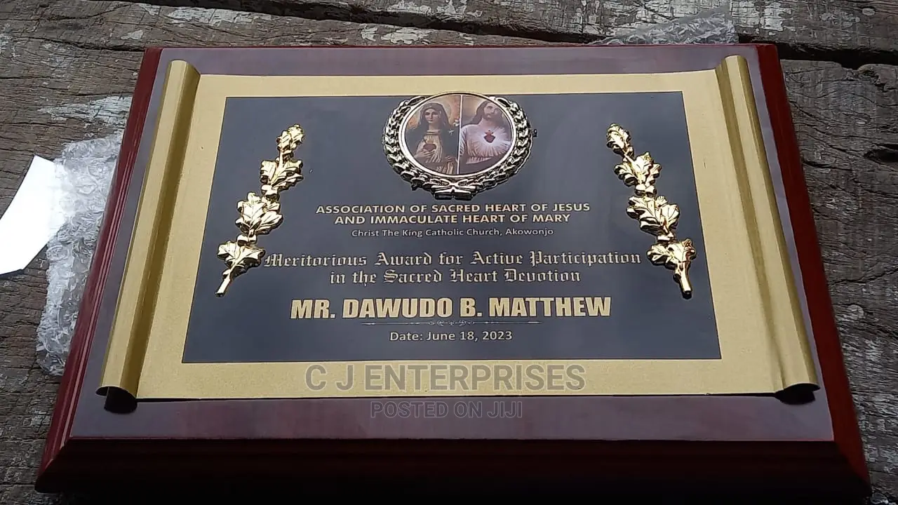 Wooden Award Plaque C59