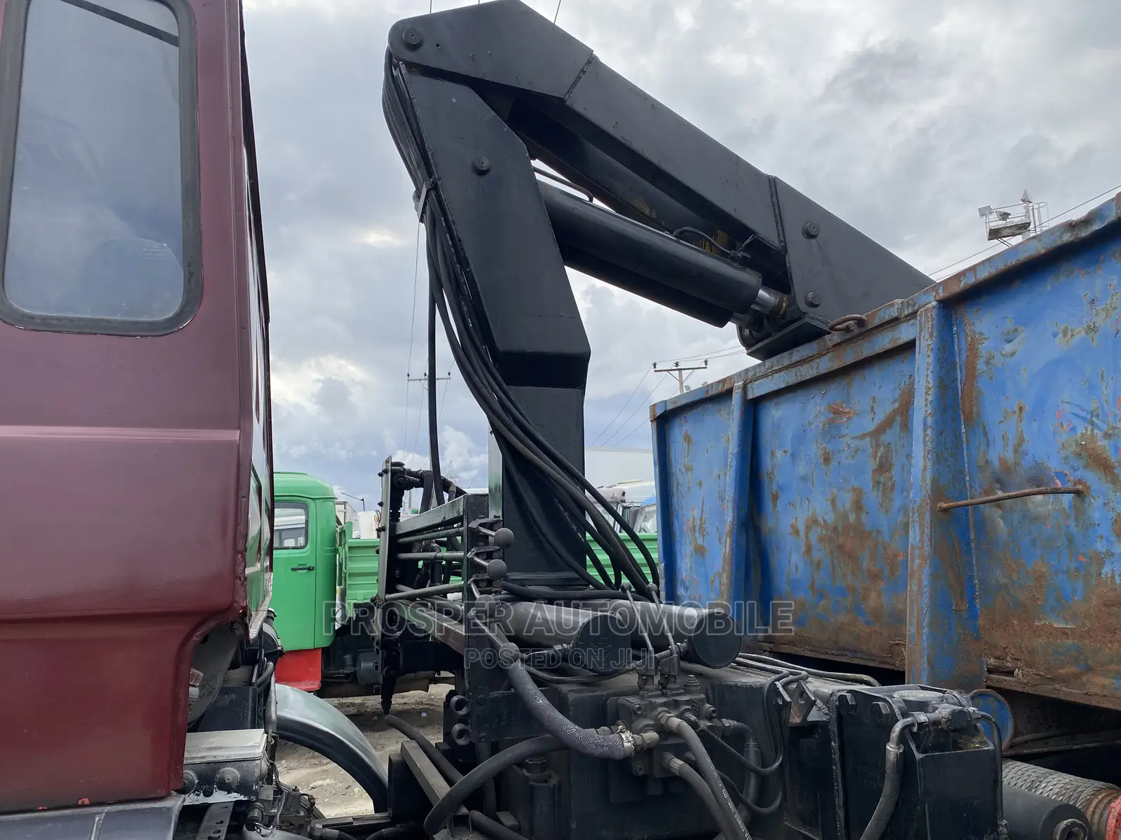 Hiyab Truck