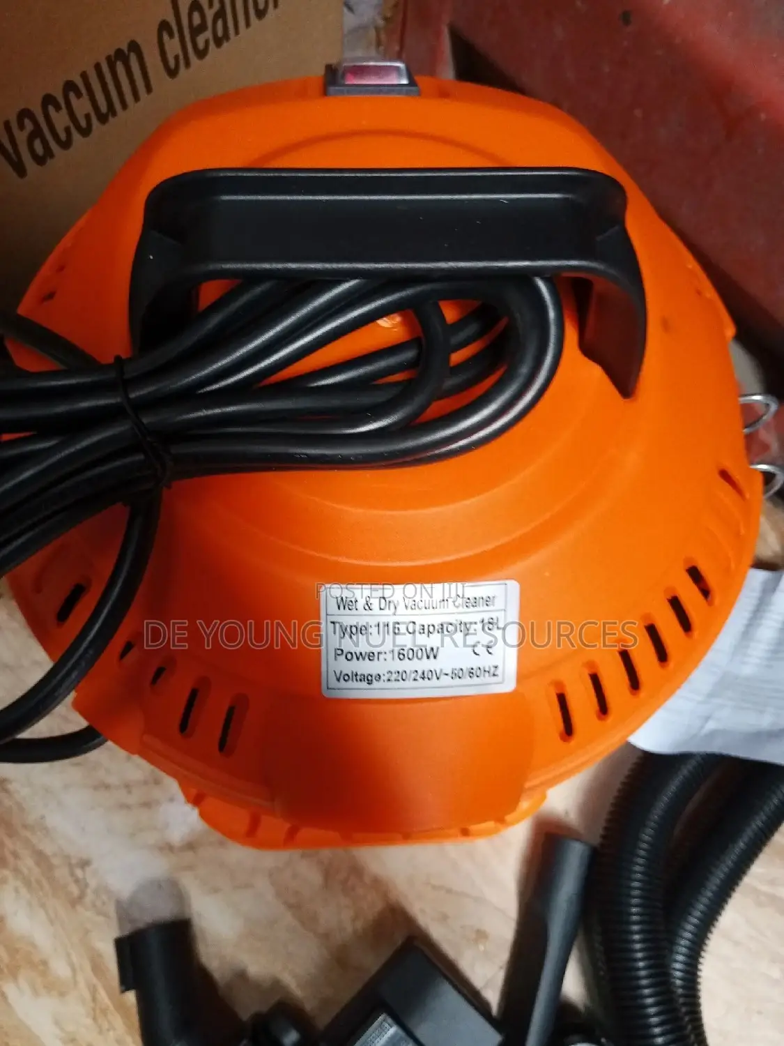 Quality Vacuum Cleaner 18L