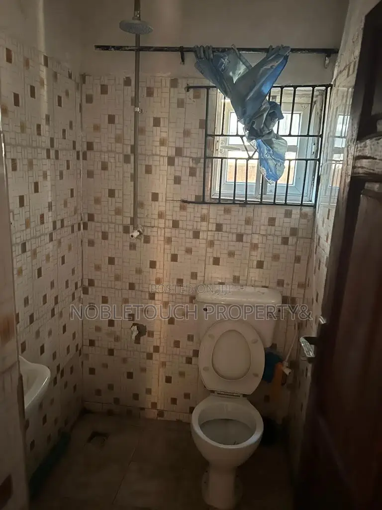 3bdrm Apartment in Abesan Estate Ipaja for sale