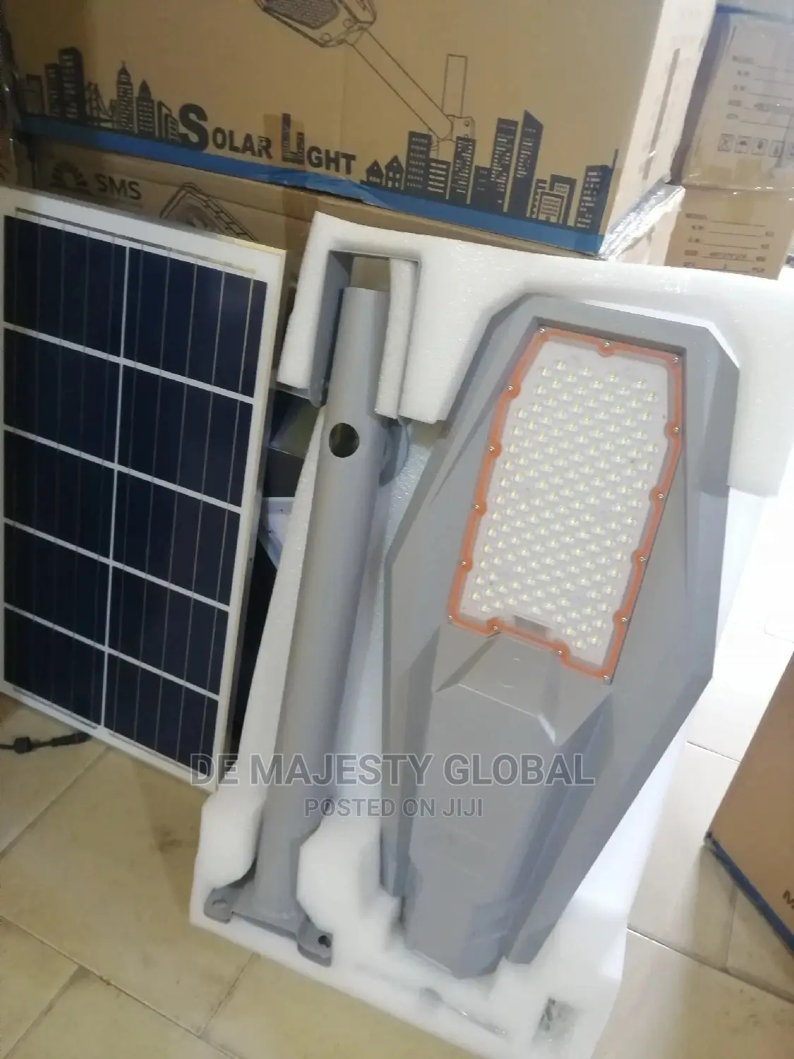 2in One Aluminium Casted 300watt SMS Solar Street Light