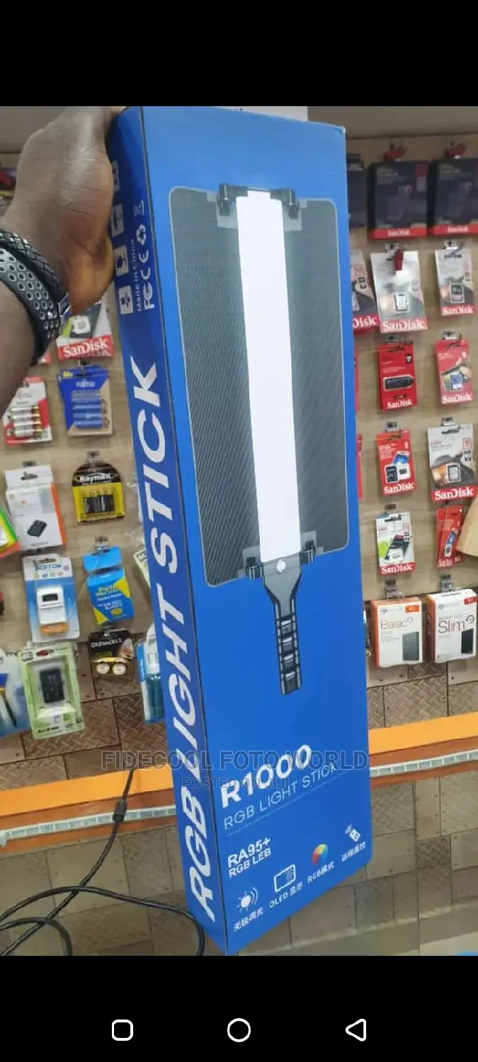 R1000 RGB Stick Light