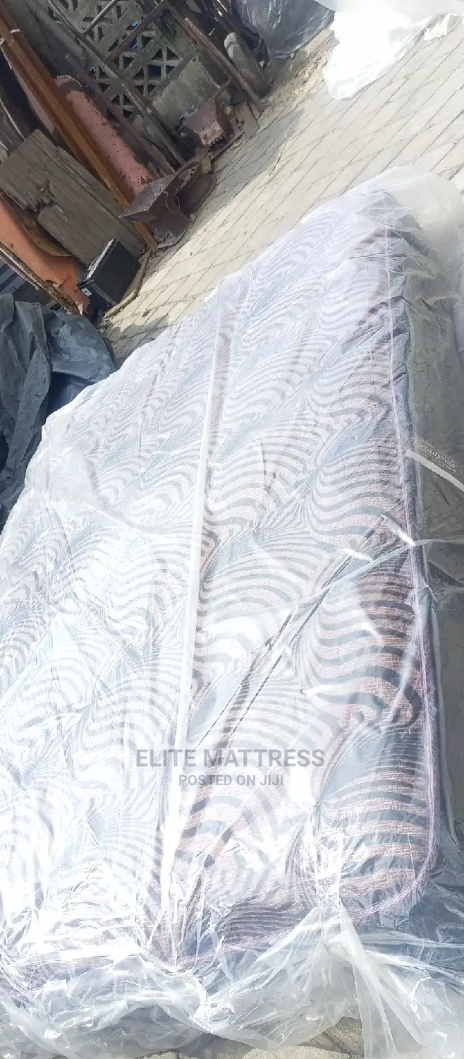 10 Inches Height of Canadian Mattress